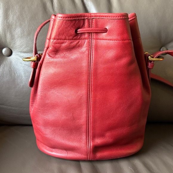 Vintage Coach Red Thompson Drawstring Bag 4151 Bucket Bag - Picture 2 of 16